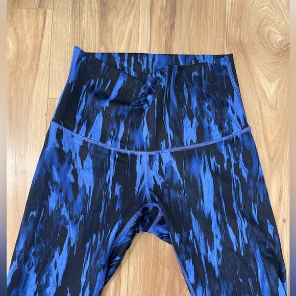 💙lululemon leggings💙 - Picture 4 of 5